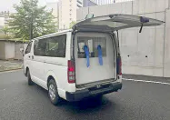 千葉県鎌ケ谷市医師会が国内で初めて導入したPCR検査が車内でできるワンボックスカー(同市提供)=共同 千葉県鎌ケ谷市医師会が国内で初めて導入したPCR検査が車内でできるワンボックスカー(同市提供)=共同