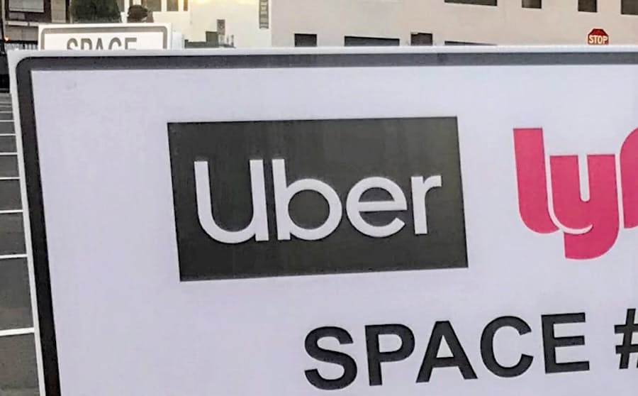 新型コロナ 米ウーバー赤字3000億円 1 3月期 ライドシェア苦戦 日本経済新聞