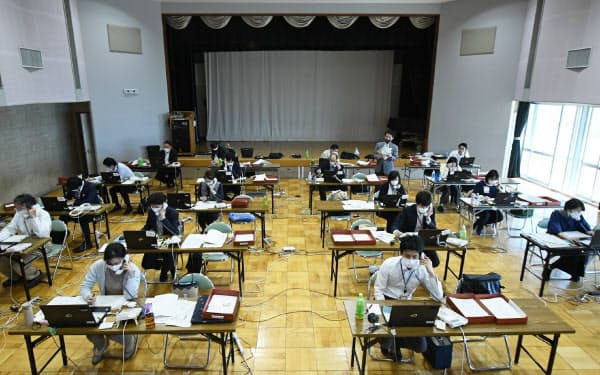 江戸川区役所が開設した特別定額給付金の電話相談窓口(8日)