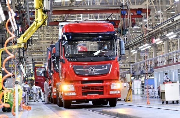 政府の後押しで商用車の販売が伸びている(東風汽車集団の工場、同社のサイトから)