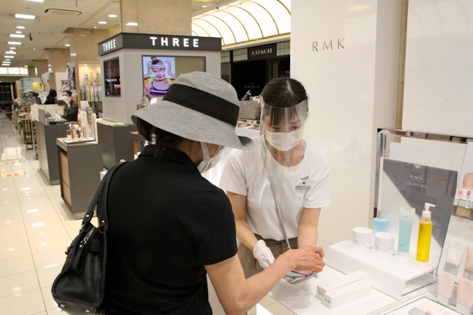 新型コロナ 岡山市の2百貨店 全館営業を再開 日本経済新聞