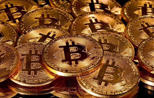 ビットコインはドルや金と並び資金逃避先になっている(写真はイメージ)=ロイター ビットコインはドルや金と並び資金逃避先になっている(写真はイメージ)=ロイター