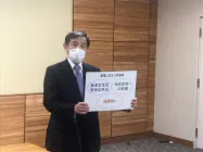 緊急事態宣言解除後の3つの視点を示す和歌山県の仁坂吉伸知事(14日、和歌山市) 緊急事態宣言解除後の3つの視点を示す和歌山県の仁坂吉伸知事(14日、和歌山市)