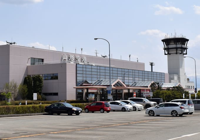 新型コロナ 羽田空港発着枠 山形と大館能代獲得 三沢は暫定利用 日本経済新聞
