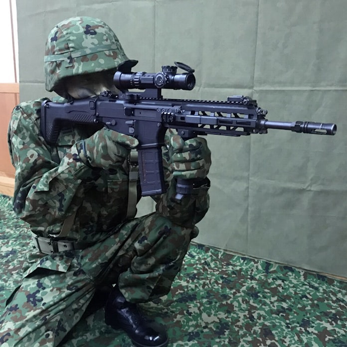 約30年ぶり新小銃 陸上自衛隊 離島防衛に備え 日本経済新聞 約30年ぶり新小銃 陸上自衛隊 離島防衛に備え 日本経済新聞