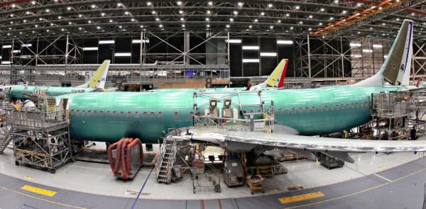ボーイングは約5カ月ぶりに小型機「737MAX」の生産を再開した=AP