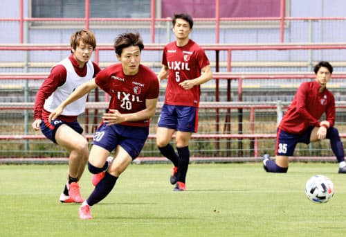 https://article-image-ix.nikkei.com/https%3A%2F%2Fimgix-proxy.n8s.jp%2FDSXMZO5976568029052020UU8001-PN1-3.jpg?auto=format%2Ccompress&ch=Width%2CDPR&fit=max&ixlib=java-1.2.0&s=f072e3a8f123761b16a0b55ba0a708dc https://article-image-ix.nikkei.com/https%3A%2F%2Fimgix-proxy.n8s.jp%2FDSXMZO5976568029052020UU8001-PN1-3.jpg?auto=format%2Ccompress&ch=Width%2CDPR&fit=max&ixlib=java-1.2.0&s=f072e3a8f123761b16a0b55ba0a708dc