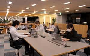 席数を間引き、対面させないことで感染リスクを下げる(提供=アイリスオーヤマ) 席数を間引き、対面させないことで感染リスクを下げる(提供=アイリスオーヤマ)