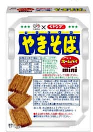 不二家の「ホームパイミニ ペヤングソースやきそば味 BOX」。おつまみなどの需要を見込む 不二家の「ホームパイミニ ペヤングソースやきそば味 BOX」。おつまみなどの需要を見込む
