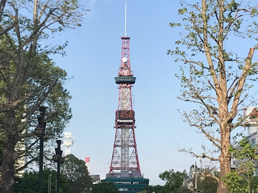 新型コロナ さっぽろテレビ塔 6日に2カ月ぶり営業再開 日本経済新聞