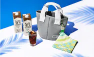 トートバッグは軽く、水にも強い トートバッグは軽く、水にも強い