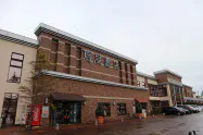 トップカルチャーの蔦屋書店では、新型コロナの影響で書籍や文具の販売が好調だ(新潟市) トップカルチャーの蔦屋書店では、新型コロナの影響で書籍や文具の販売が好調だ(新潟市)