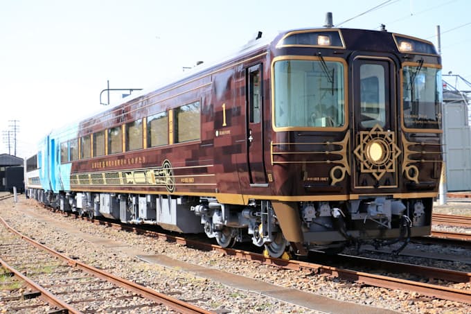 7月デビューの高知観光列車 売れ行き好調 Jr四国 日本経済新聞
