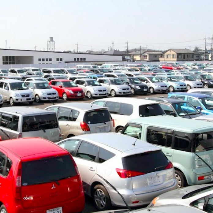 新型コロナ 輸出できない中古車 国内相場値崩れ 3割安も 日本経済新聞 新型コロナ 輸出できない中古車 国内相場値崩れ 3割安も 日本経済新聞