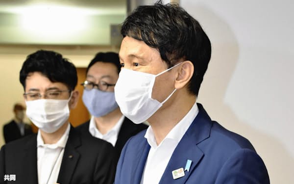 三反園訓 のニュース一覧 日本経済新聞