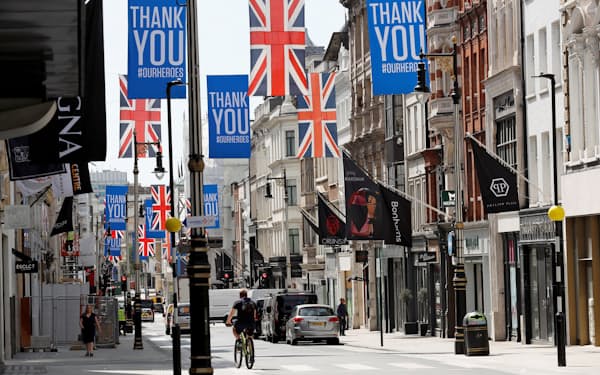 英経済は長引く外出制限で甚大な打撃を受けている（5月26日、ロンドン）=ロイター