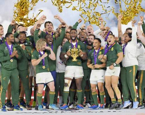 南アフリカの優勝で幕を閉じた大会は大成功といえるが、課題や教訓も多く残した=共同