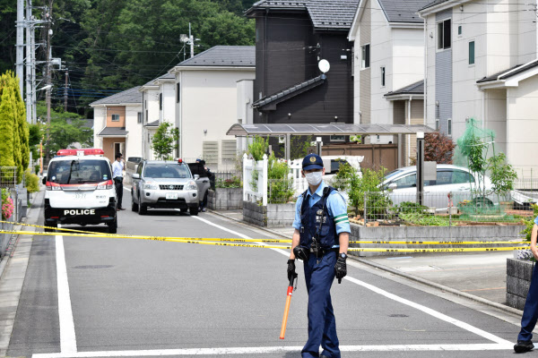 高校生 八王子 拳銃 【特定?】拳銃自殺