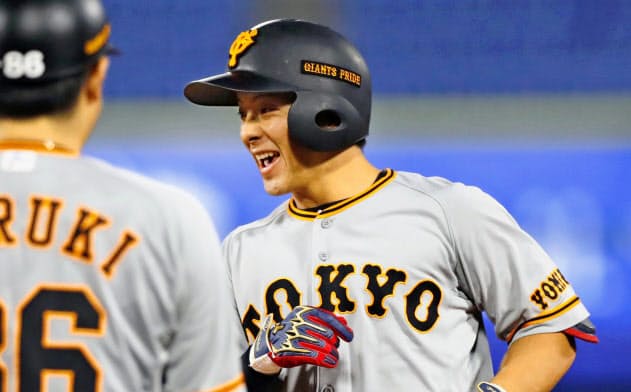 練習試合で猛アピールした湯浅には、坂本の代役としても期待がかかる=共同
練習試合で猛アピールした湯浅には、坂本の代役としても期待がかかる=共同