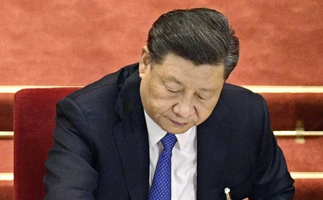 6月15日に67歳の誕生日を迎えた習近平国家主席(北京の人民大会堂で)=共同 6月15日に67歳の誕生日を迎えた習近平国家主席(北京の人民大会堂で)=共同