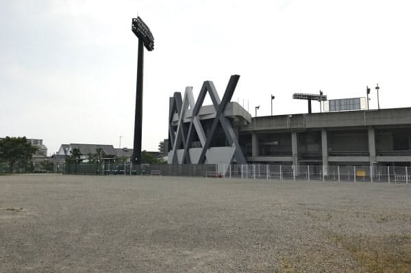 花園ラグビー場のすぐ隣に開設される