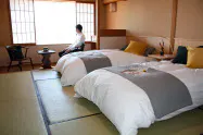 和室にベッドを置いた部屋などを用意した 和室にベッドを置いた部屋などを用意した