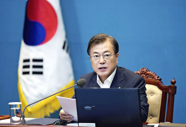 北朝鮮 止まらぬ挑発 軍事緊張が1990年代に逆戻り 日本経済新聞 北朝鮮 止まらぬ挑発 軍事緊張が1990年代に逆戻り 日本経済新聞