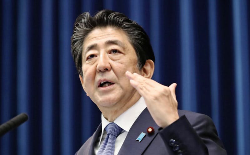 安倍晋三首相は2021年9月までの自民党総裁任期内の憲法改正をめざす（6月18日）＝共同