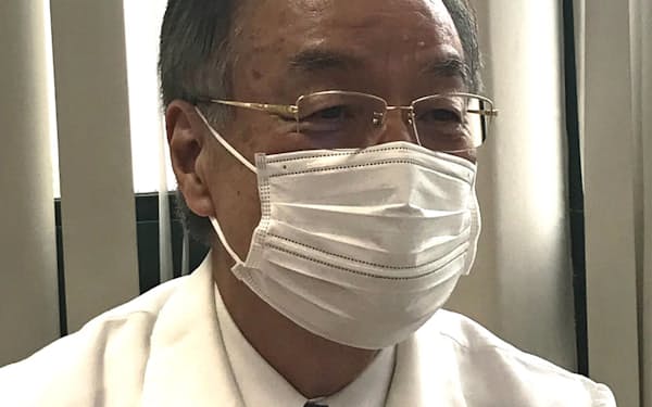 「検査体制の整備が強く求められる」と話す聖路加国際病院の福井次矢院長
