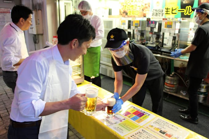 北関東もウィズコロナのビアガーデン 席数減や料理小分け 日本経済新聞