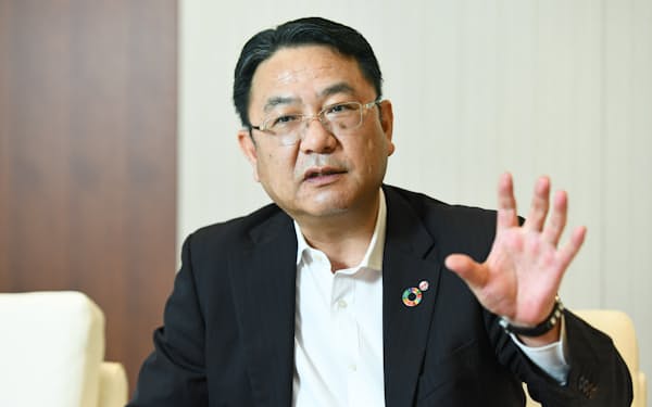 Smbc日興 Sbi子会社に出資 地銀開拓で提携 日本経済新聞