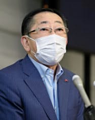 青柳社長は中期経営計画をアフターコロナに即した内容に見直す(写真は23日の株主総会後の会見) 青柳社長は中期経営計画をアフターコロナに即した内容に見直す(写真は23日の株主総会後の会見)