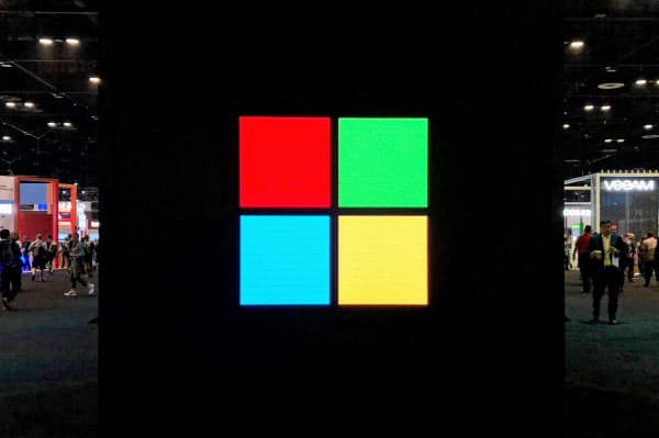 マイクロソフトはコロナで失業した人に「データ分析」などIT関連の講座を無料提供する(写真は2019年秋の開発者会議)