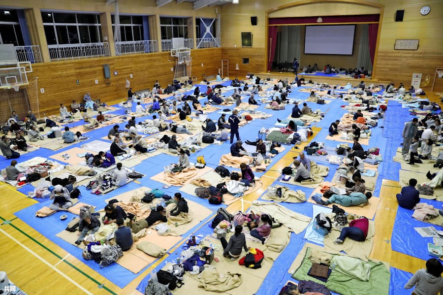 新型コロナ コロナ禍の災害避難 3密 回避が課題に 日本経済新聞