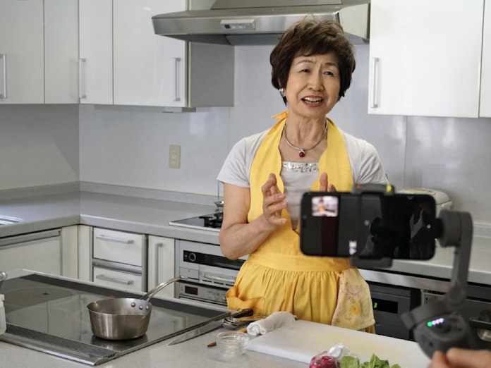 新型コロナ 北海道の料理研究家 動画で和食の魅力発信 日本経済新聞 新型コロナ 北海道の料理研究家 動画で和食の魅力発信 日本経済新聞
