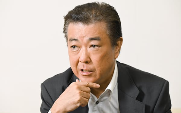 つぼた・ともおき　1960年大阪市生まれ。84年に同志社大学経済学部を卒業し、日本IBM入社。2014年常務執行役員兼大阪事業所長。公募に応じて20年4月に大阪府のCIO（最高情報統括責任者）・スマートシティ戦略部長に就任。