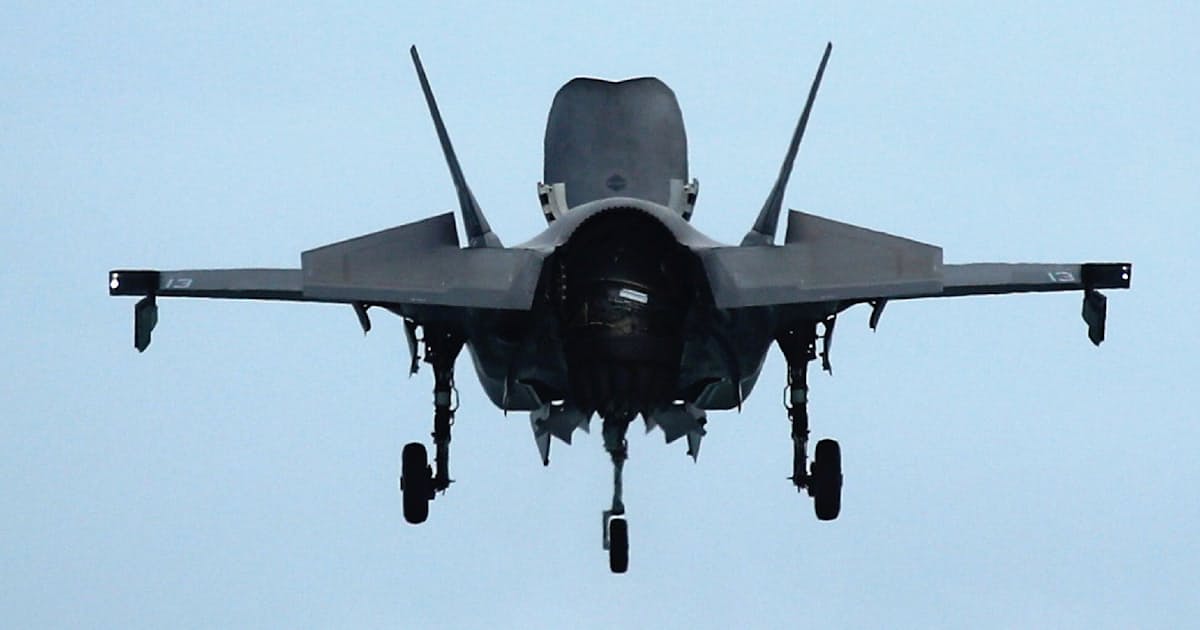 F35戦闘機 米が日本への売却決定 105機2 4兆円で 日本経済新聞