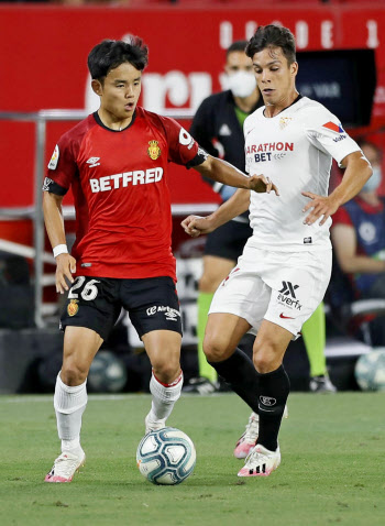 香川がpkで今季4点目 吉田らフル出場 海外サッカー 日本経済新聞