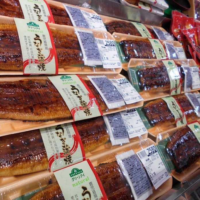 新型コロナ 土用のウナギ 今年は大きく安く おうちシェア にらみ 日本経済新聞 新型コロナ 土用のウナギ 今年は大きく安く おうちシェア にらみ 日本経済新聞