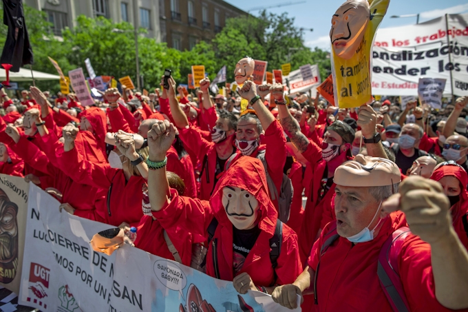 日産工場閉鎖 首都で抗議 スペイン従業員1500人 日本経済新聞