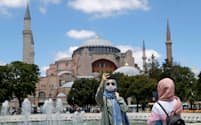 エルドアン大統領がアヤソフィアをモスクに戻すと決めたことで、トルコのEU加盟の可能性は絶望的になったとの見方も=ロイター
