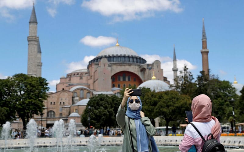 エルドアン大統領がアヤソフィアをモスクに戻すと決めたことで、トルコのEU加盟の可能性は絶望的になったとの見方も=ロイター エルドアン大統領がアヤソフィアをモスクに戻すと決めたことで、トルコのEU加盟の可能性は絶望的になったとの見方も=ロイター