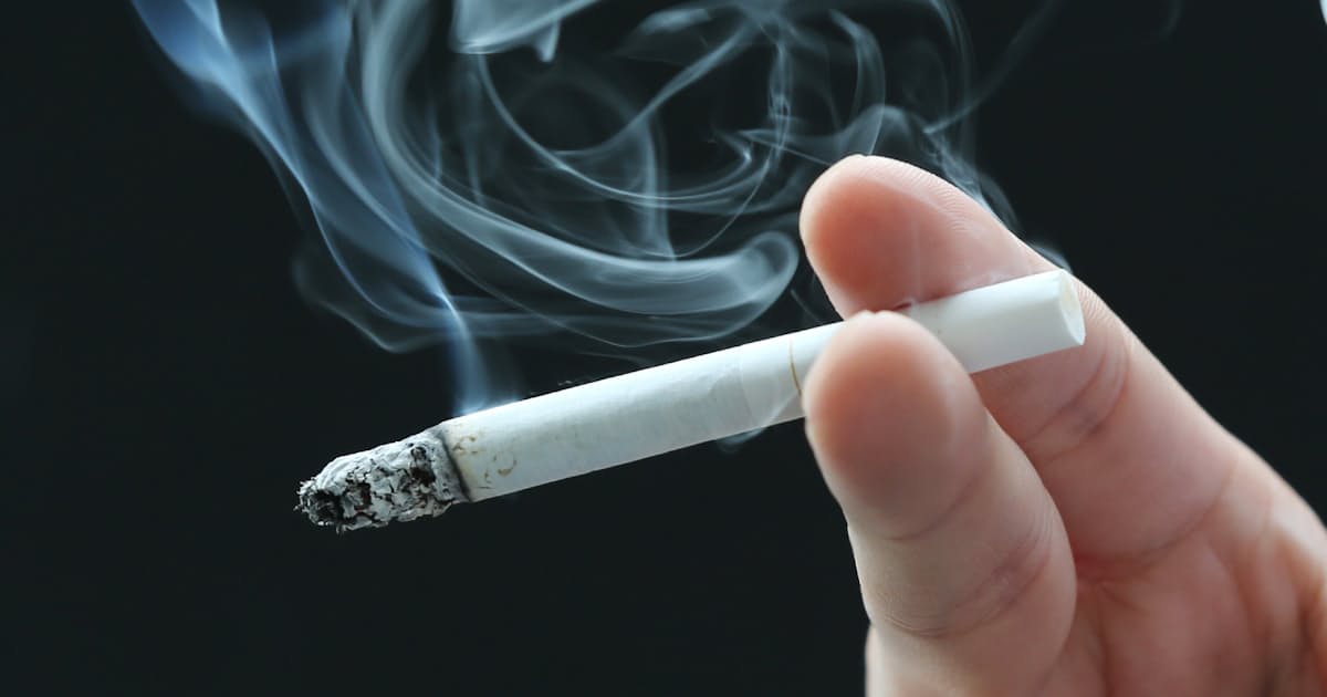 たばこ吸う男性 30 切る 代男女の減少幅最大 日本経済新聞 たばこ吸う男性 30 切る 代男女の減少幅最大 日本経済新聞