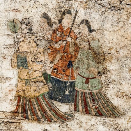 修復がほぼ終わった高松塚古墳の西壁女子群像(2019年12月)=文化庁提供、共同