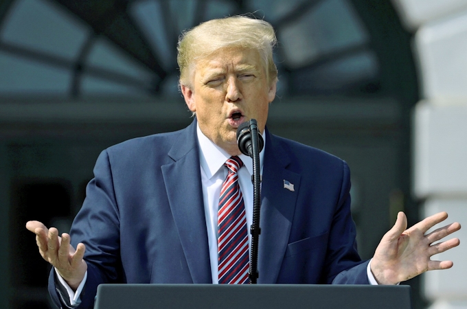 トランプ米大統領 大規模集会 難しい 日本経済新聞