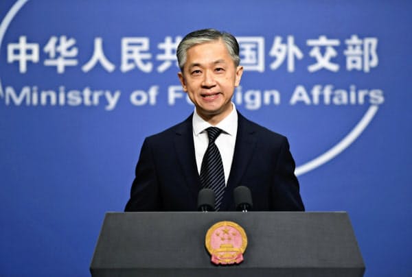 中国外務省の汪文斌副報道局長=共同
