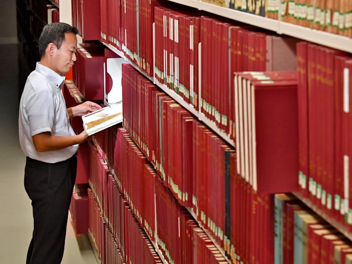 対話で探る 問いの本質 国会図書館関西館の調べ物相談 日本経済新聞 対話で探る 問いの本質 国会図書館関西館の調べ物相談 日本経済新聞
