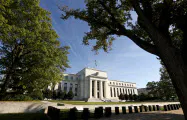 米ワシントンの連邦準備理事会(FRB)=ロイター 米ワシントンの連邦準備理事会(FRB)=ロイター