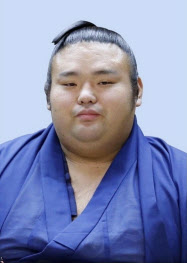 大関貴景勝が休場 左膝負傷 かど番は脱出 日本経済新聞 大関貴景勝が休場 左膝負傷 かど番は脱出 日本経済新聞