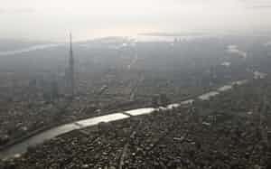 新型コロナウイルス禍で5月、東京都は一時的に転出超過になった 新型コロナウイルス禍で5月、東京都は一時的に転出超過になった